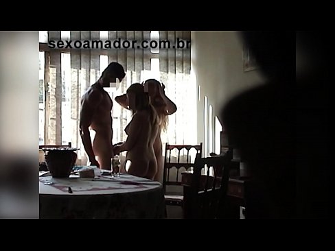 ❤️ Tình dục bạn bè mời một người đàn ông khổng lồ và một ba người với anh ta ️  Porn video  ở% vi.amourpassionfever.ru%