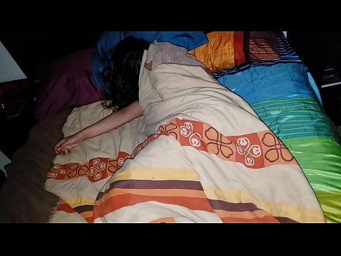 ❤️ Stepson mắng mẹ kế trẻ của mình trong khi bà ngủ. ️  Porn video  ở% vi.amourpassionfever.ru%